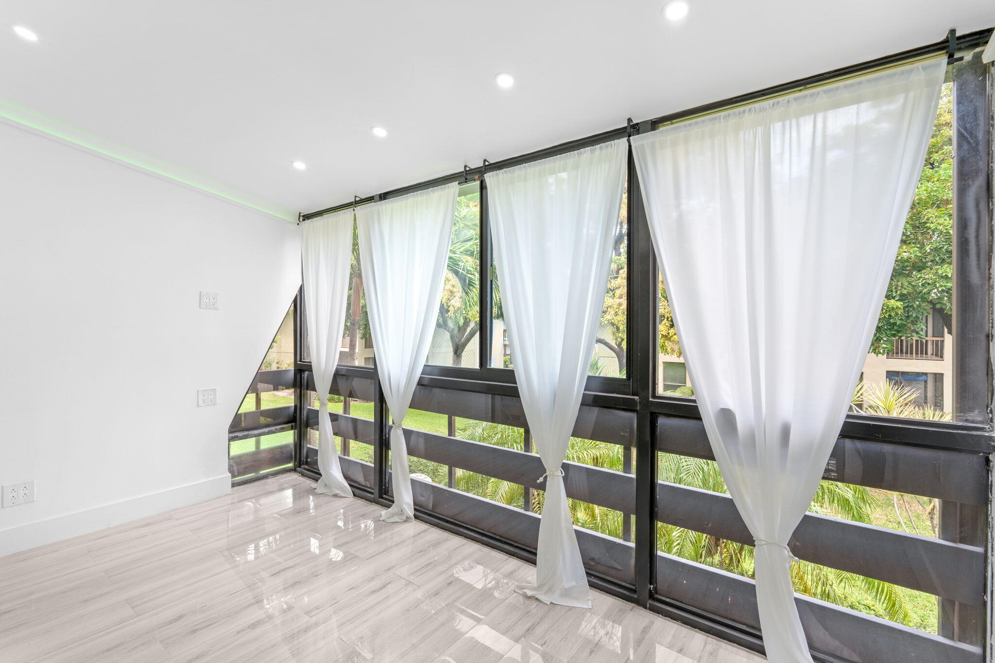 149 Northwest 70th Street, Unit 108C Boca Raton, FL 33487 - Photo 12 of 26 16-web-or-mls-A7401048