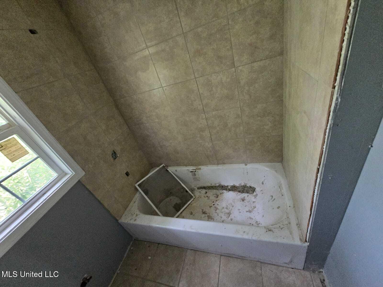 2804 Overstreet Avenue, Unit 6 Jackson, MS 39213 - Photo 23 of 34 23