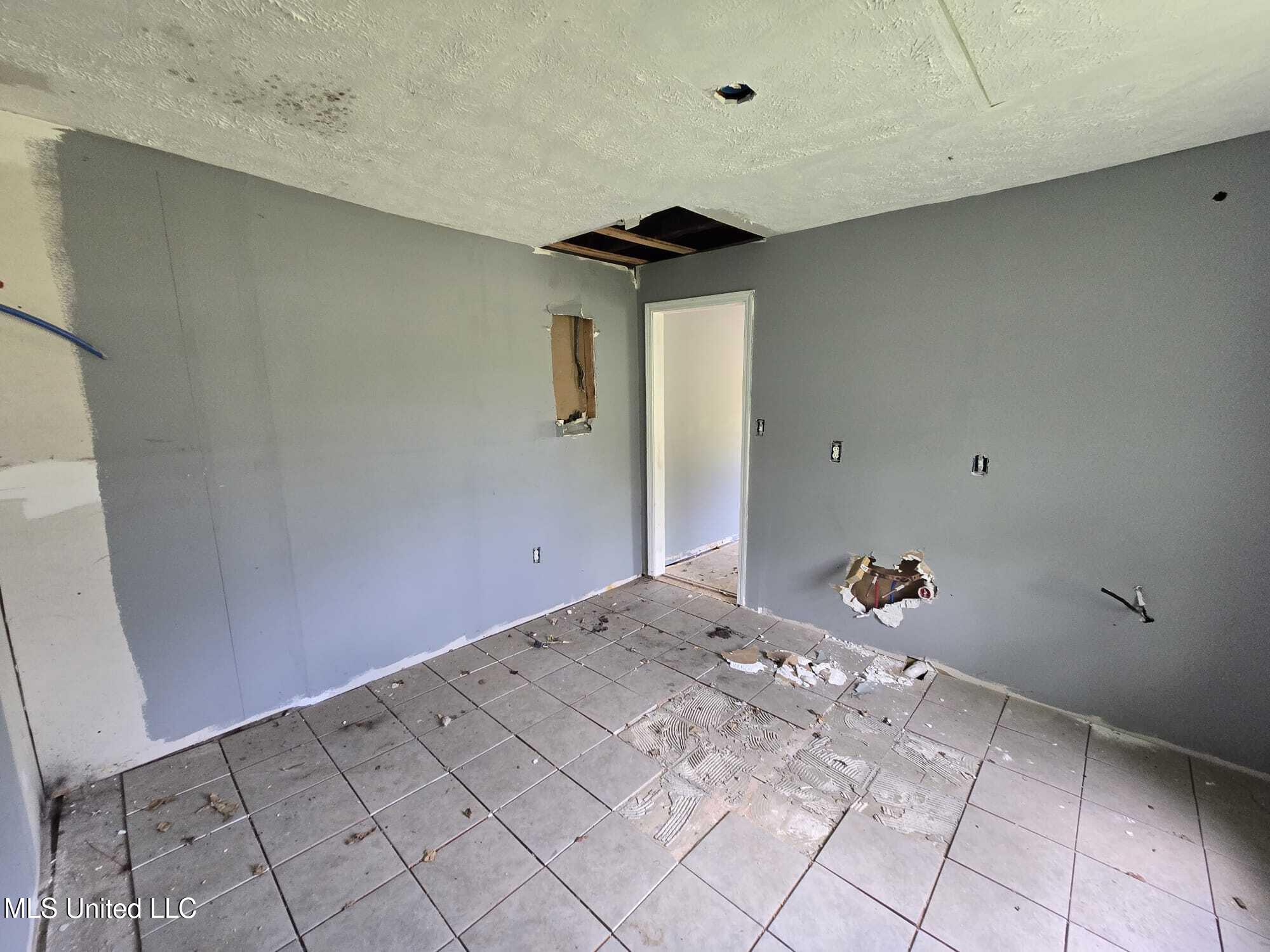 2804 Overstreet Avenue, Unit 6 Jackson, MS 39213 - Photo 26 of 34 26