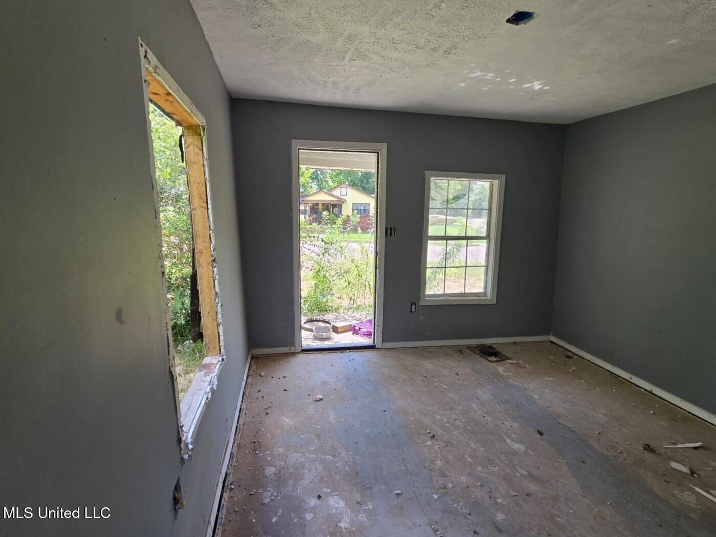 2804 Overstreet Avenue, Unit 6 Jackson, MS 39213 - Photo 8 of 34 8