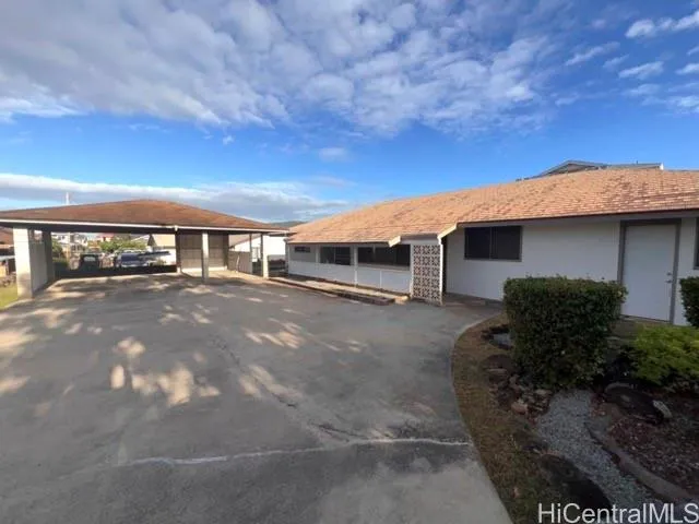 $3,950 | 1242 9th Avenue, Unit A, Honolulu, HI 96816