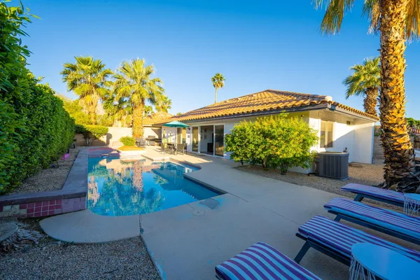 $679,000 | 1461 East Padua Way, Palm Springs, CA 92262