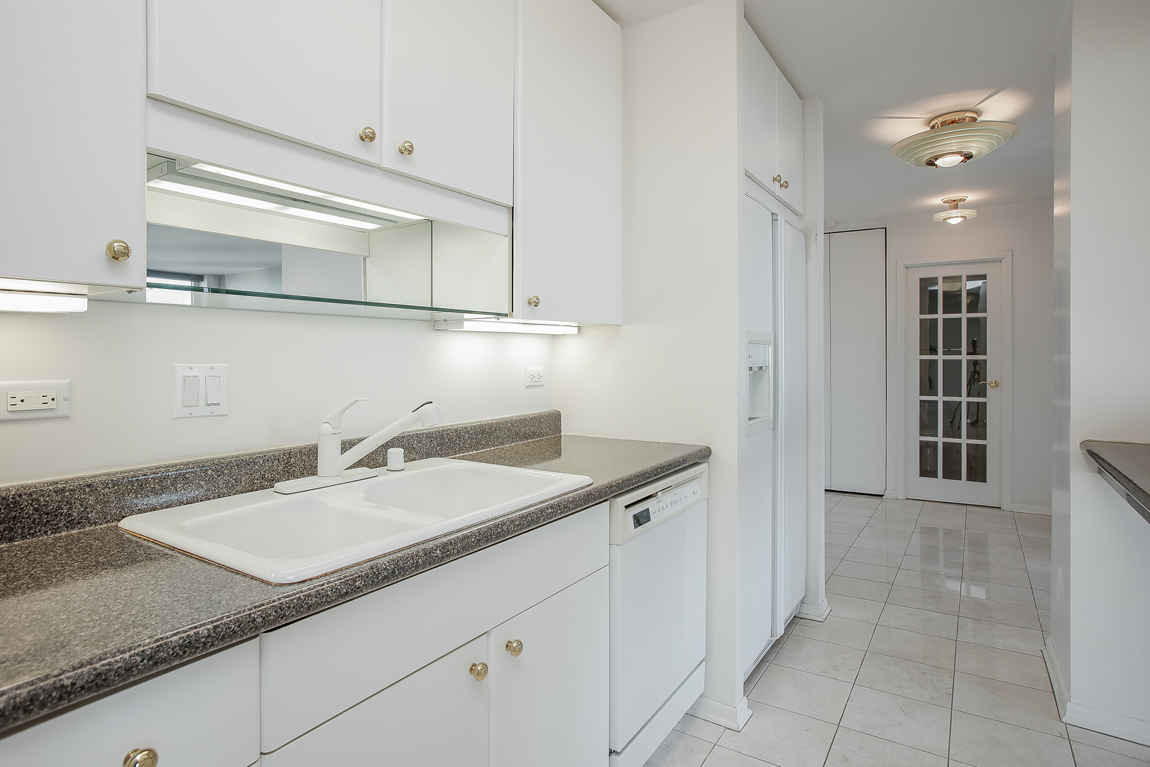 111 East Chestnut Street, Unit 46G Chicago, IL 60611 - Photo 11 of 16