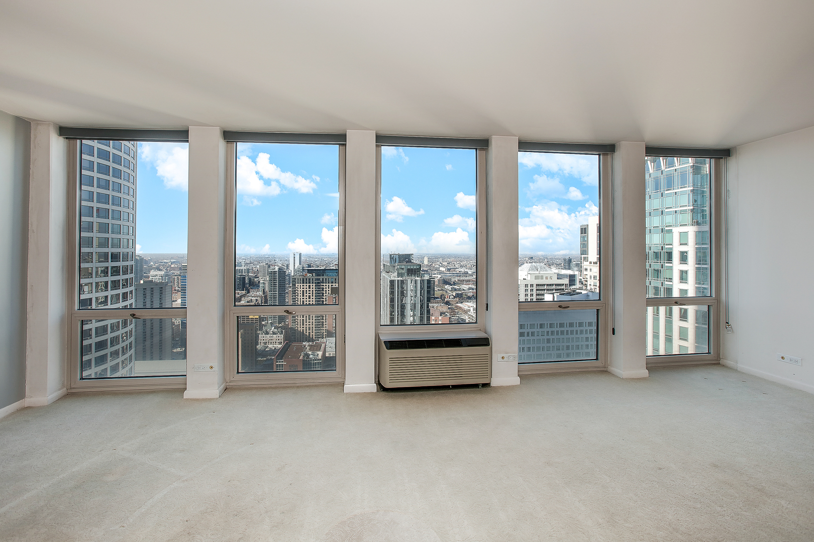 111 East Chestnut Street, Unit 46G Chicago, IL 60611 - Photo 3 of 16