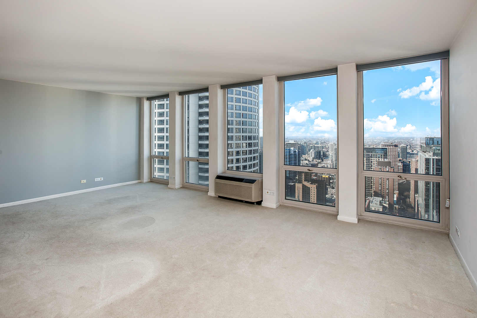 111 East Chestnut Street, Unit 46G Chicago, IL 60611 - Photo 4 of 16