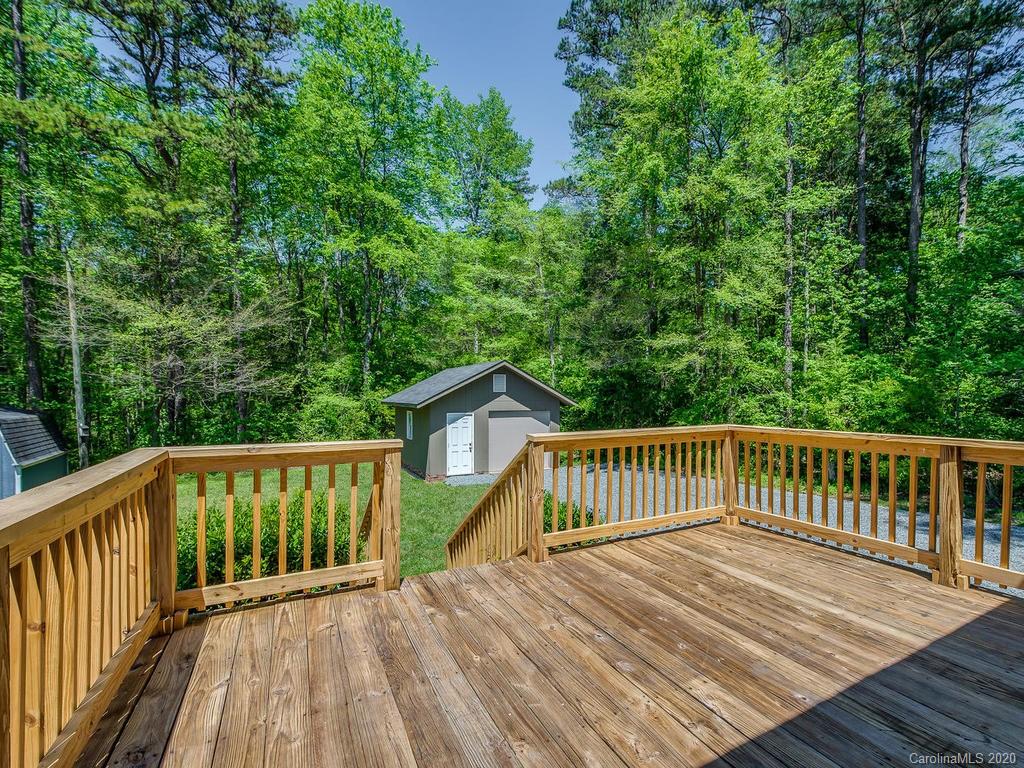 6617 Simpson Road Charlotte, NC 28216 - Photo 14 of 17 Gallery Image 14