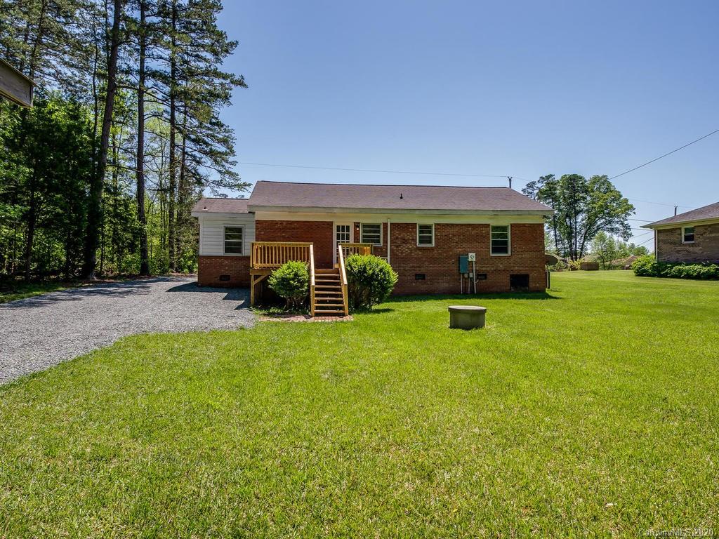 6617 Simpson Road Charlotte, NC 28216 - Photo 16 of 17 Gallery Image 16