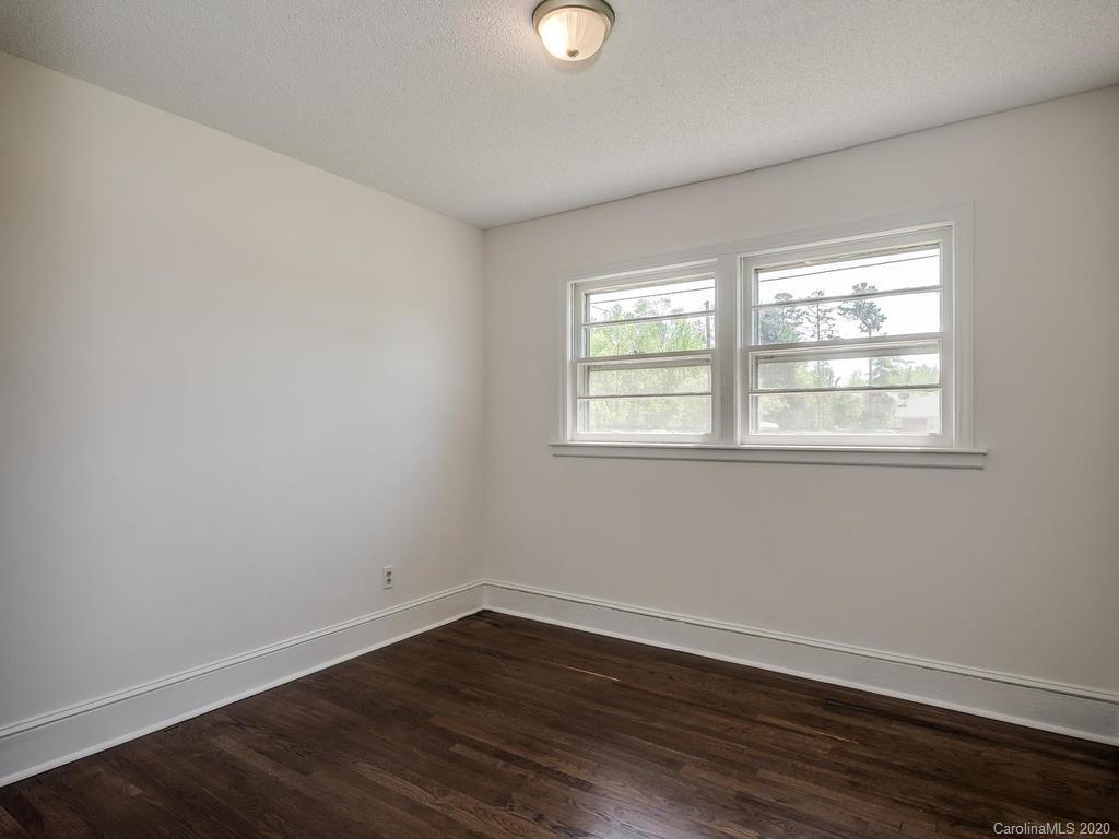 6617 Simpson Road Charlotte, NC 28216 - Photo 9 of 17 Gallery Image 9