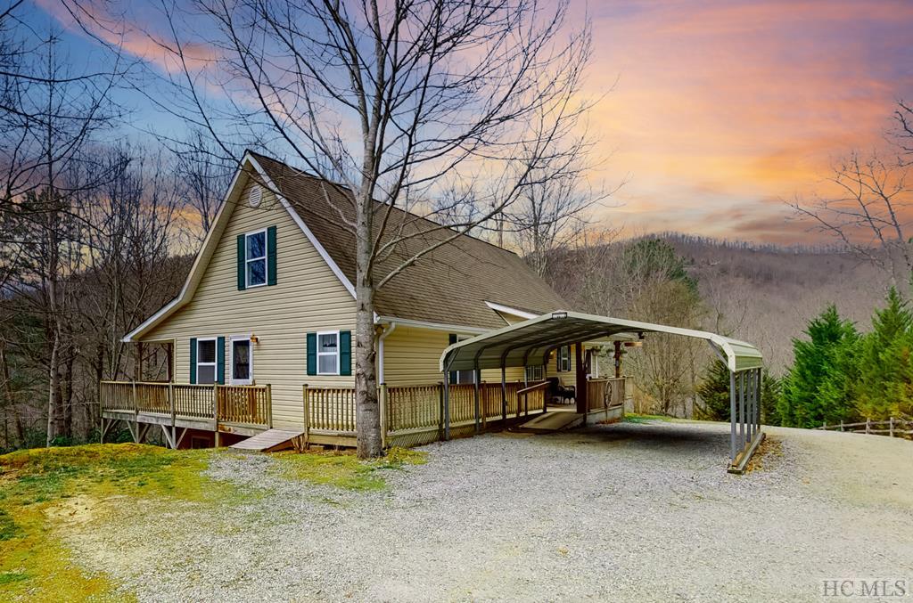 96 Laurel Ridge Franklin, NC 28734 - Photo 1 of 67 Gallery Image 1