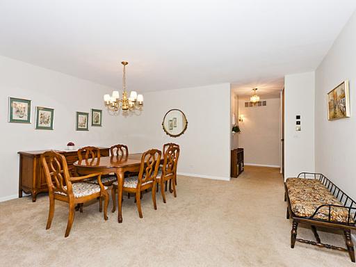 715 Ridge Road, Unit 1A Wilmette, IL 60091 - Photo 5 of 10