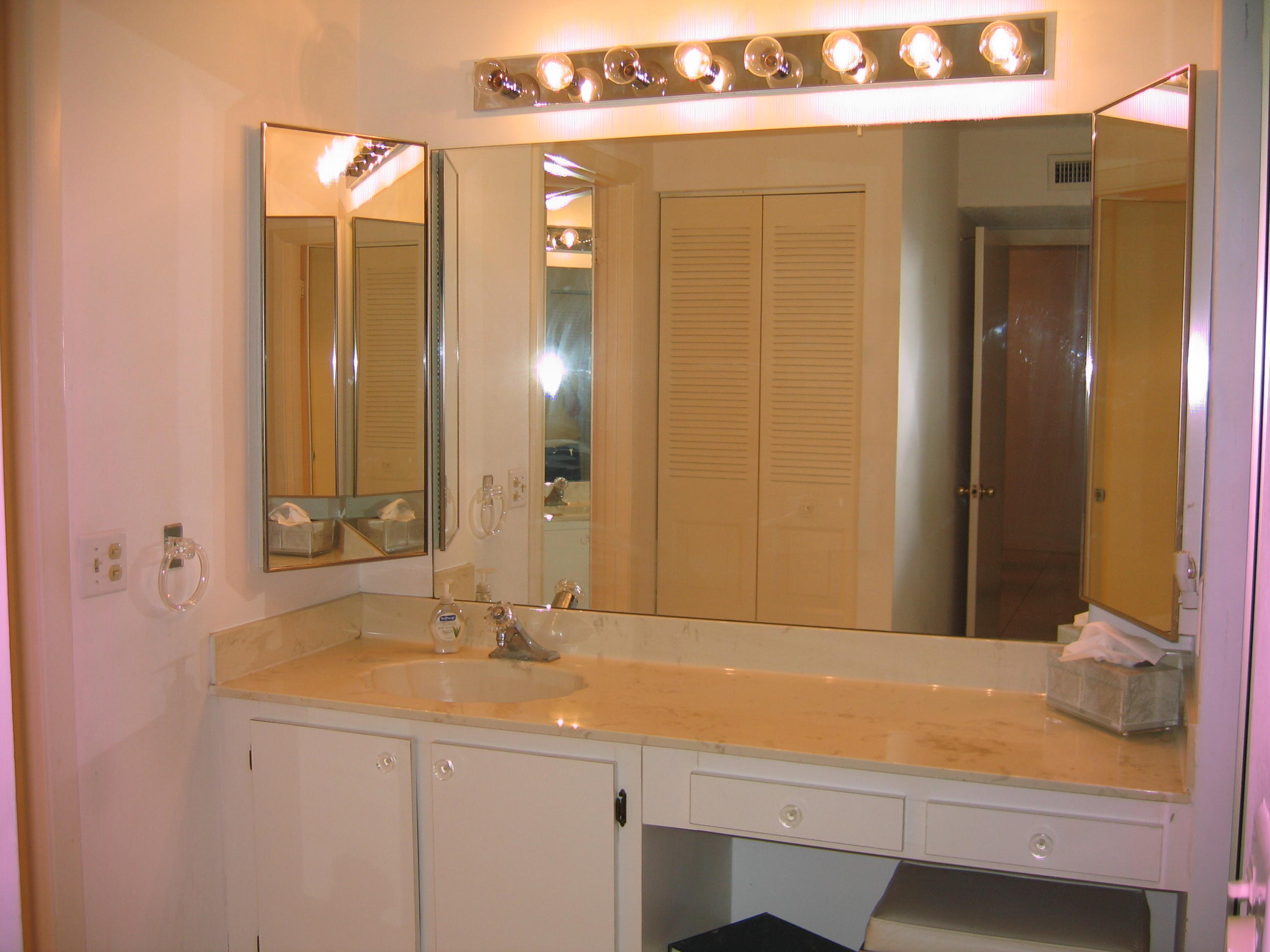 21946 Arriba Real, Unit 2C Boca Raton, FL 33433 - Photo 17 of 43 Master Bath