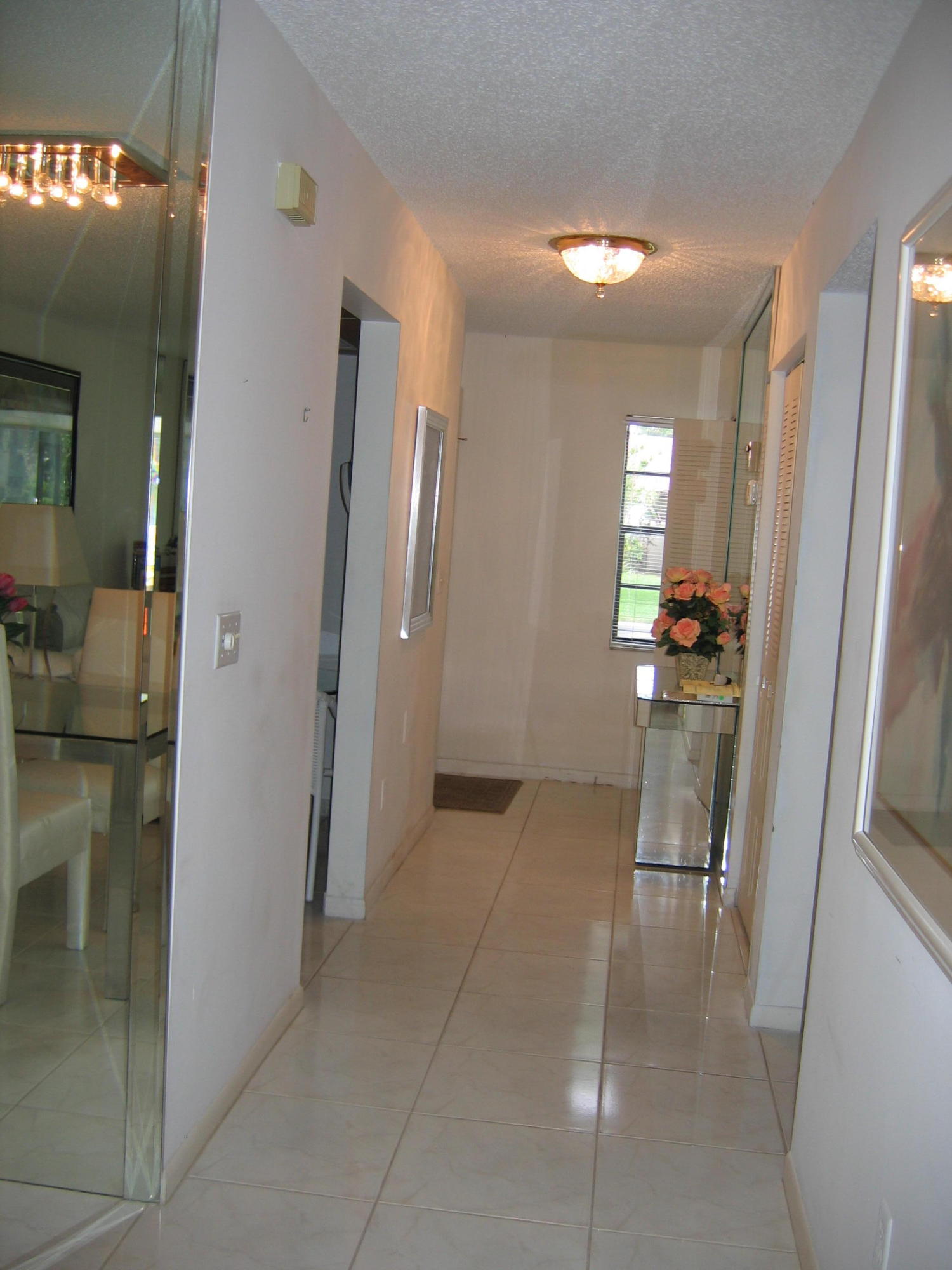 21946 Arriba Real, Unit 2C Boca Raton, FL 33433 - Photo 5 of 43 Entry