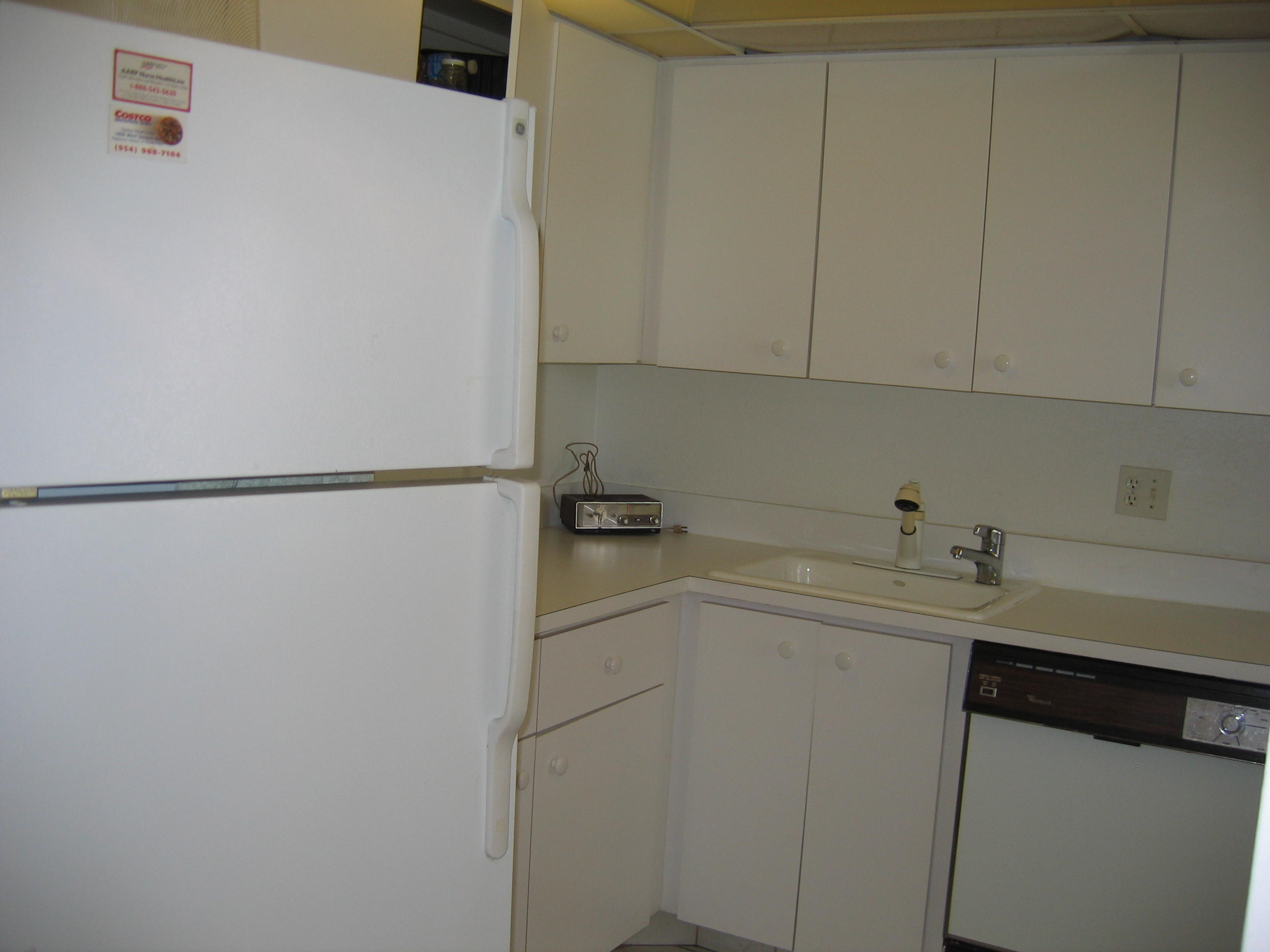 21946 Arriba Real, Unit 2C Boca Raton, FL 33433 - Photo 10 of 43 Kitchen