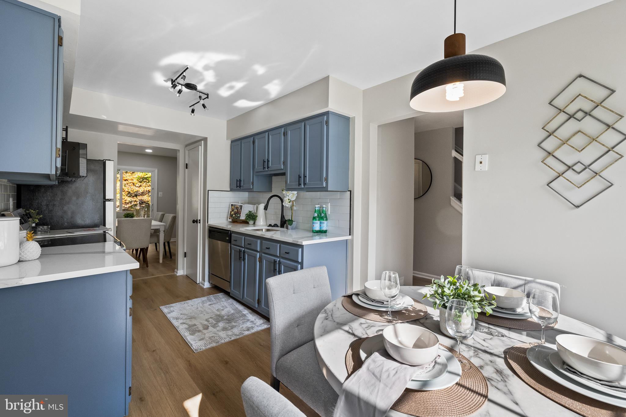 15045 Travert Way Silver Spring, MD 20906 - Photo 2 of 31 Gourmet Eat in Kitchen