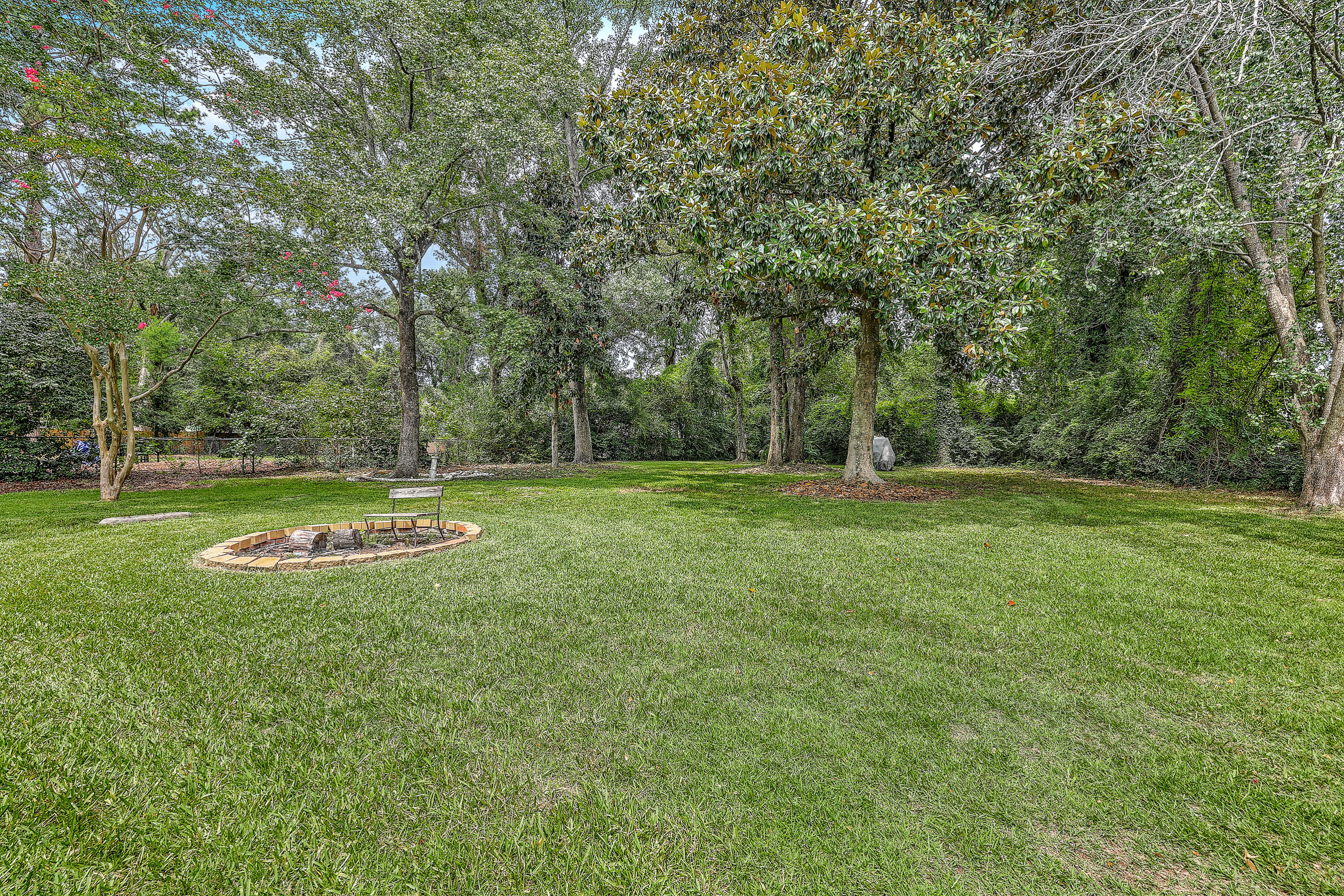 1140 Pleasant Pines Road Mount Pleasant, SC 29464 - Photo 17 of 20 114yard