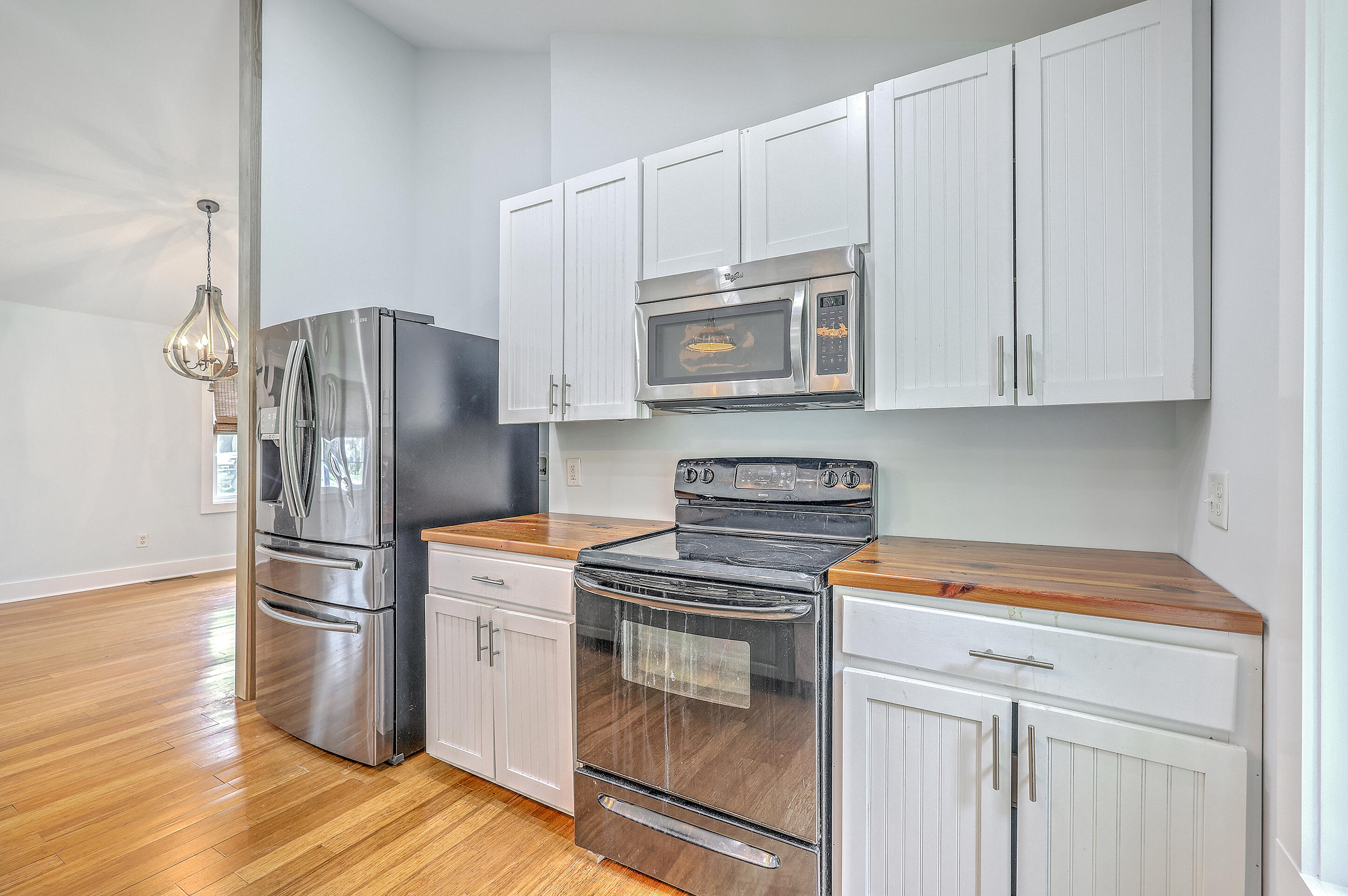 1140 Pleasant Pines Road Mount Pleasant, SC 29464 - Photo 7 of 20 1140kitchen1