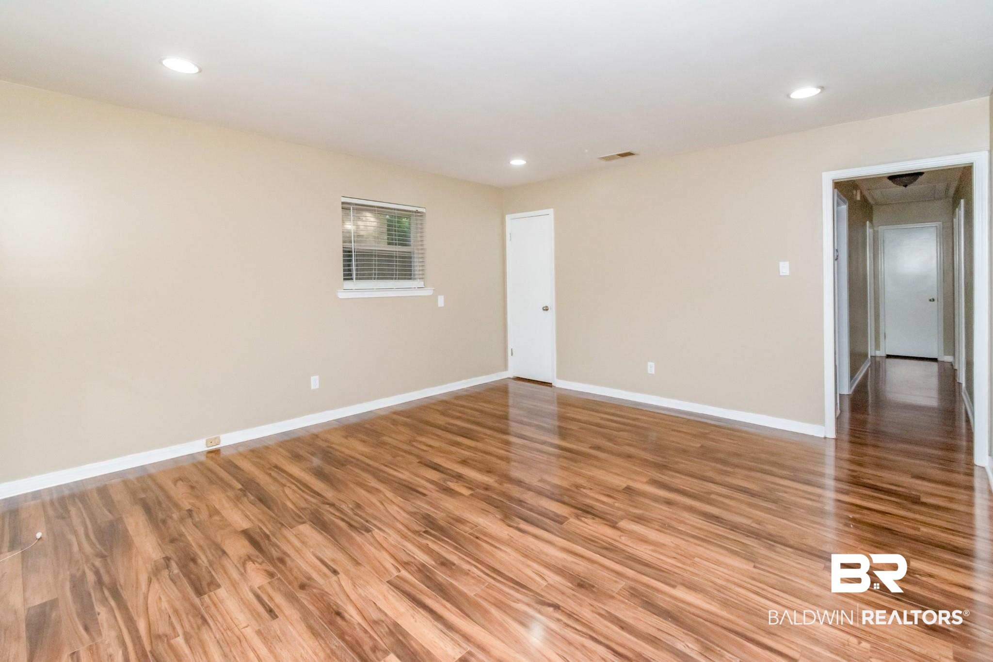 5120 Ridgedale Road Mobile, AL 36609 - Photo 7 of 35