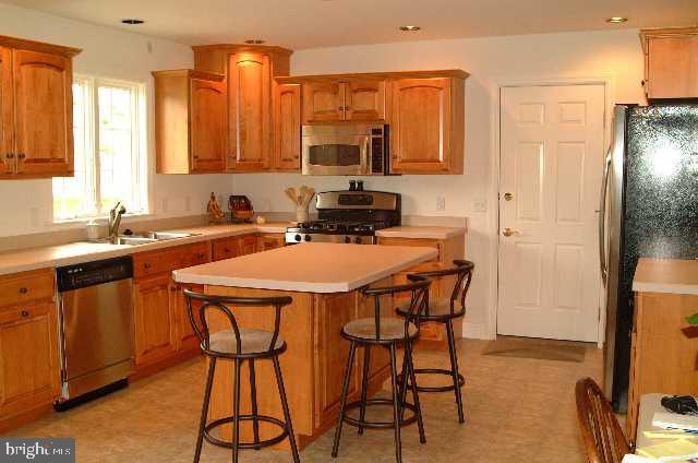 531 Campbell Road, Unit 65 York, PA 17402 - Photo 4 of 9 Gallery Image 4