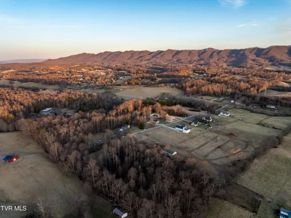 $965,000 | 150 Miller Crossing, Jonesborough, TN 37659