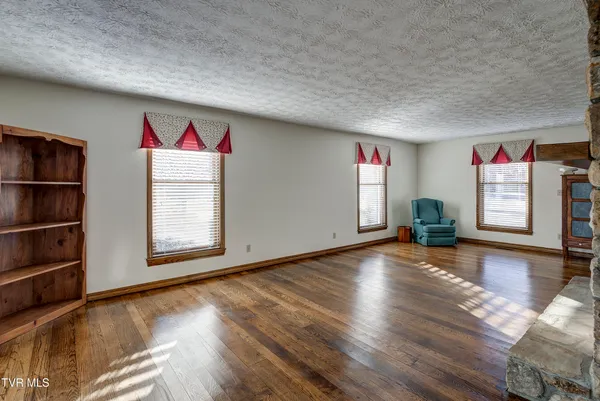 $965,000 | 150 Miller Crossing, Jonesborough, TN 37659