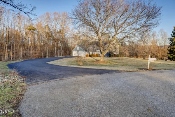 $965,000 | 150 Miller Crossing, Jonesborough, TN 37659