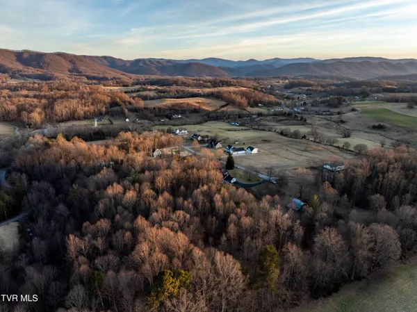 $965,000 | 150 Miller Crossing, Jonesborough, TN 37659