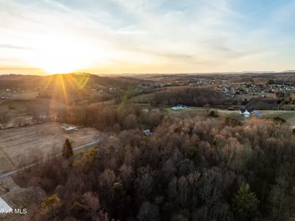 $965,000 | 150 Miller Crossing, Jonesborough, TN 37659