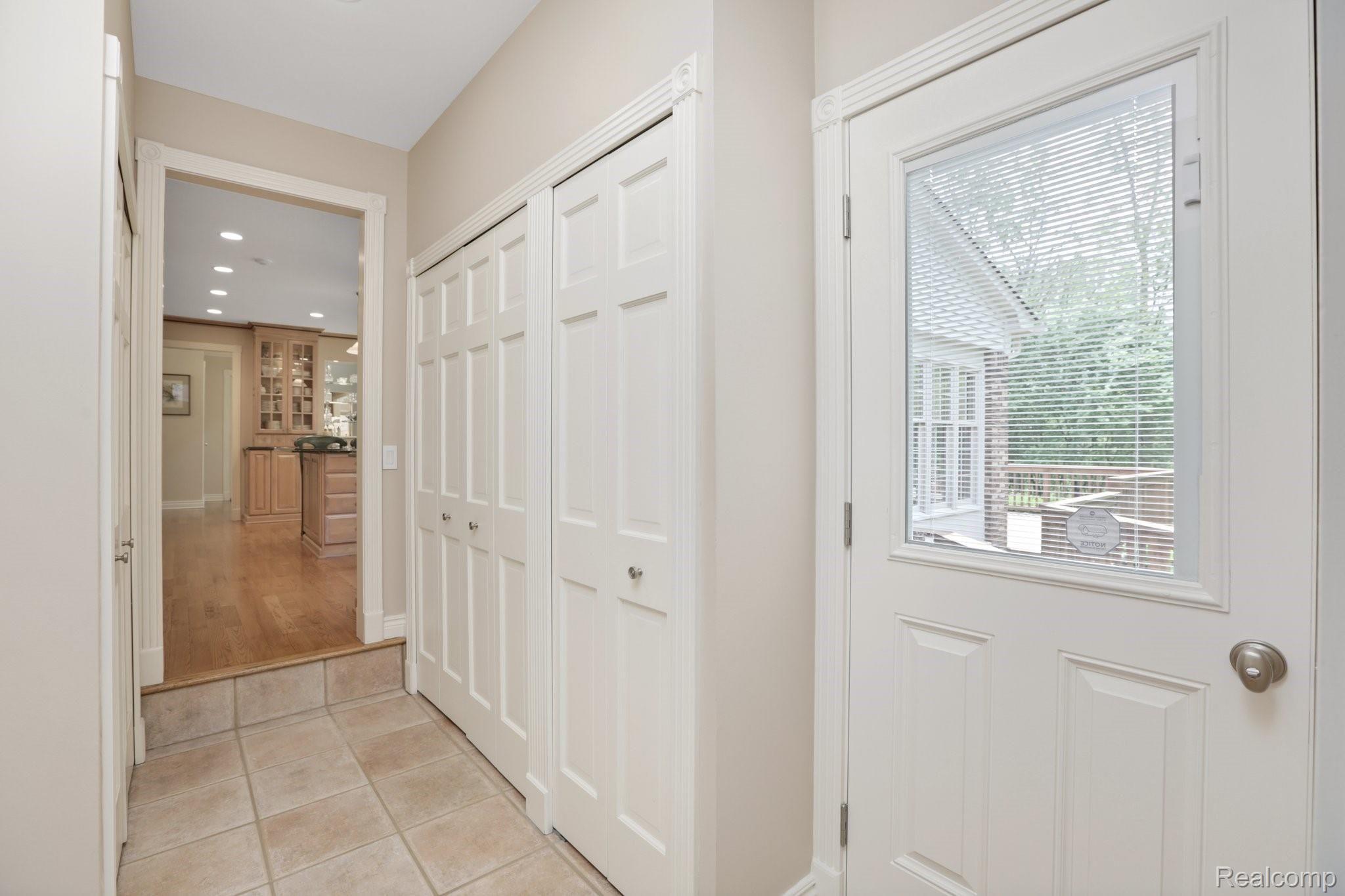 4808 Rivers Edge Drive Troy, MI 48098 - Photo 34 of 40 Mudroom w/ large coat closets off attached garage