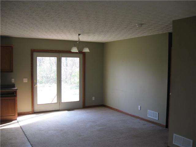 11218 Ridenour Road Thornville, OH 43076 - Photo 4 of 7 Gallery Image 4