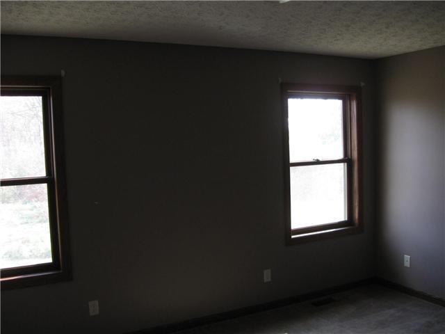 11218 Ridenour Road Thornville, OH 43076 - Photo 5 of 7 Gallery Image 5