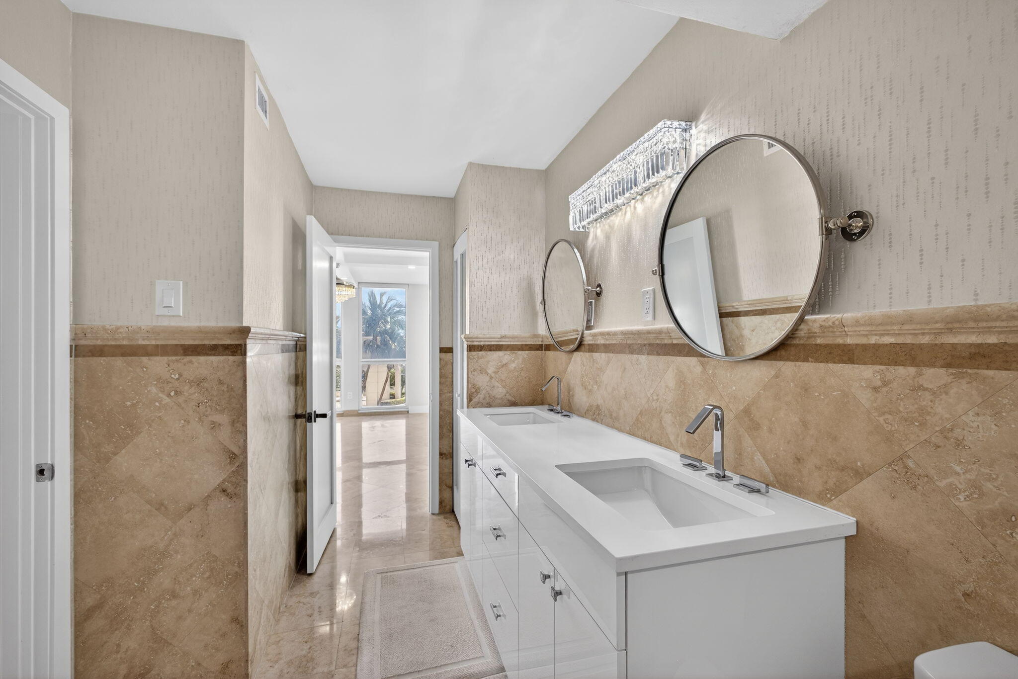 5380 North Ocean Drive, Unit 3B Singer Island, FL 33404 - Photo 19 of 41 Primary Bath