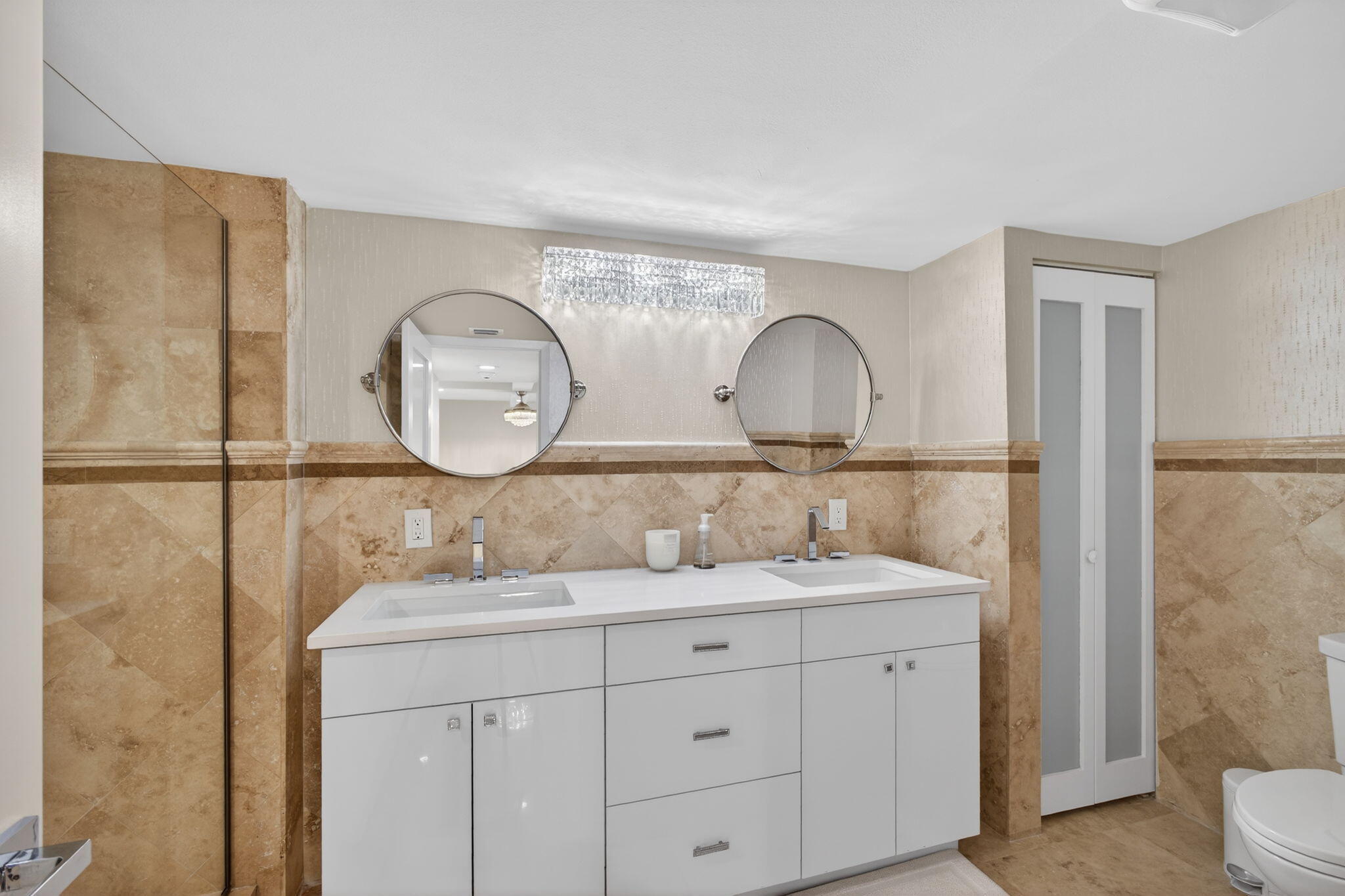 5380 North Ocean Drive, Unit 3B Singer Island, FL 33404 - Photo 23 of 41 Primary Bath