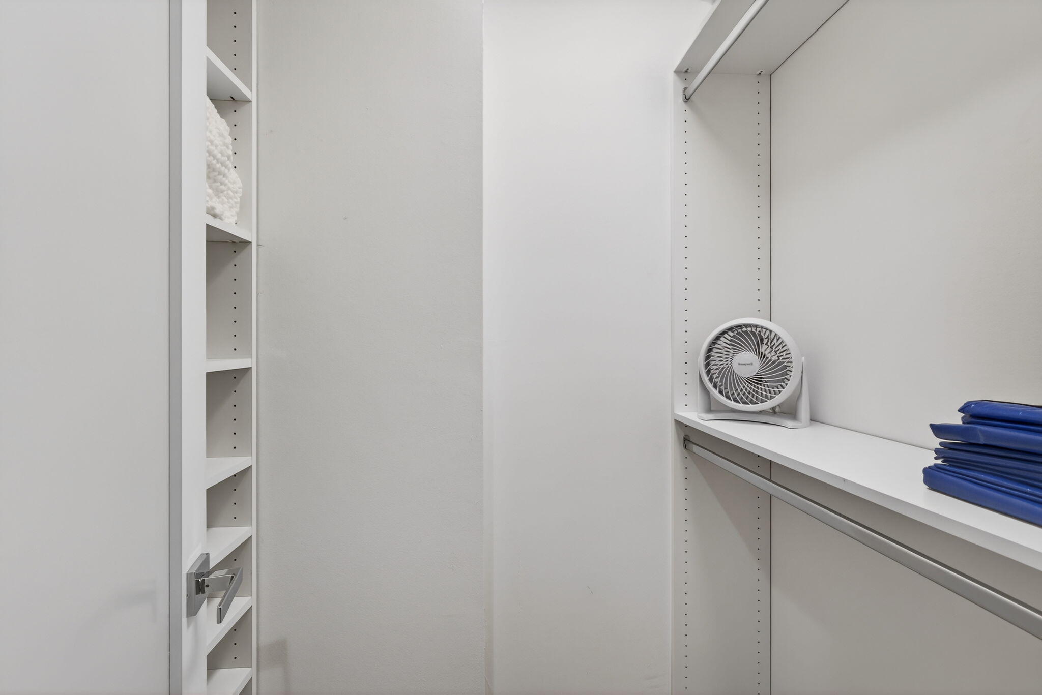 5380 North Ocean Drive, Unit 3B Singer Island, FL 33404 - Photo 31 of 41 Guest Closet