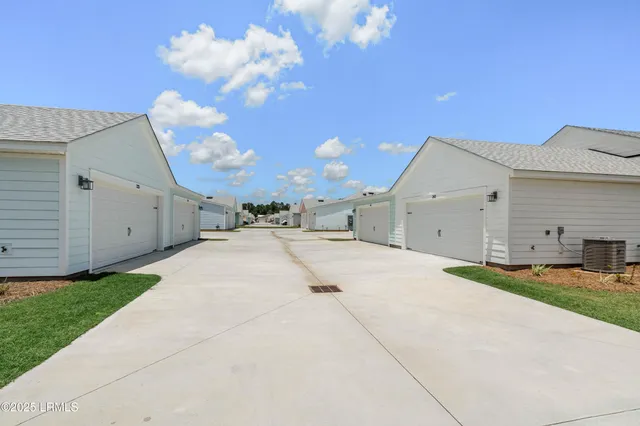 $399,500 | 243 Salty Fin Drive, Hardeeville, SC 29927