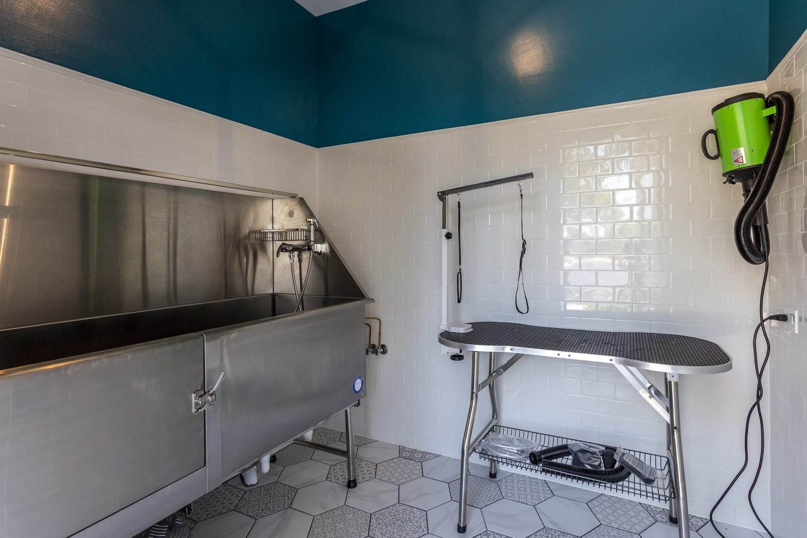 136 Beethoven Court, Unit 136 Wheaton, IL 60189 - Photo 24 of 61