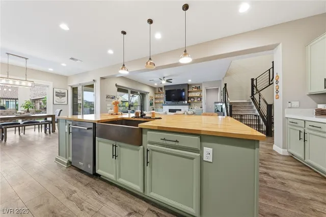 $1,430,000 | 3443 Royal Fortune Drive, Las Vegas, NV 89141