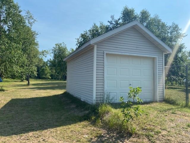 10559 West Rosted Road Lake City, MI 49651 - Photo 4 of 34 1948054-d4cc55b1-209d-4f3b-8e84-f48593e42df5.JPG