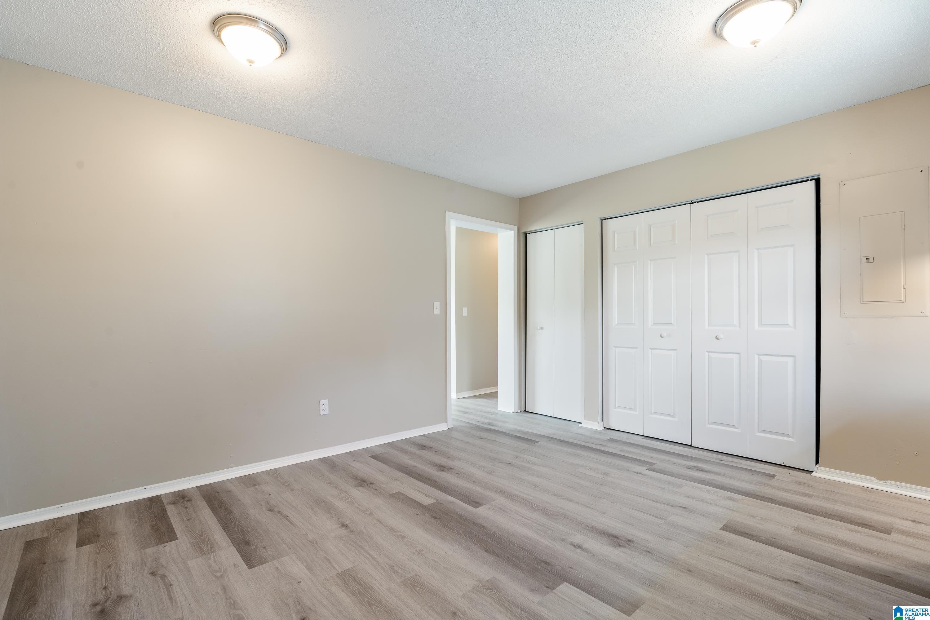 1920 Southwest 15th Way Birmingham, AL 35211 - Photo 8 of 23