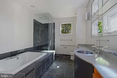 $3,150,000 | 3190 North Woodrow Street, Arlington, VA 22207