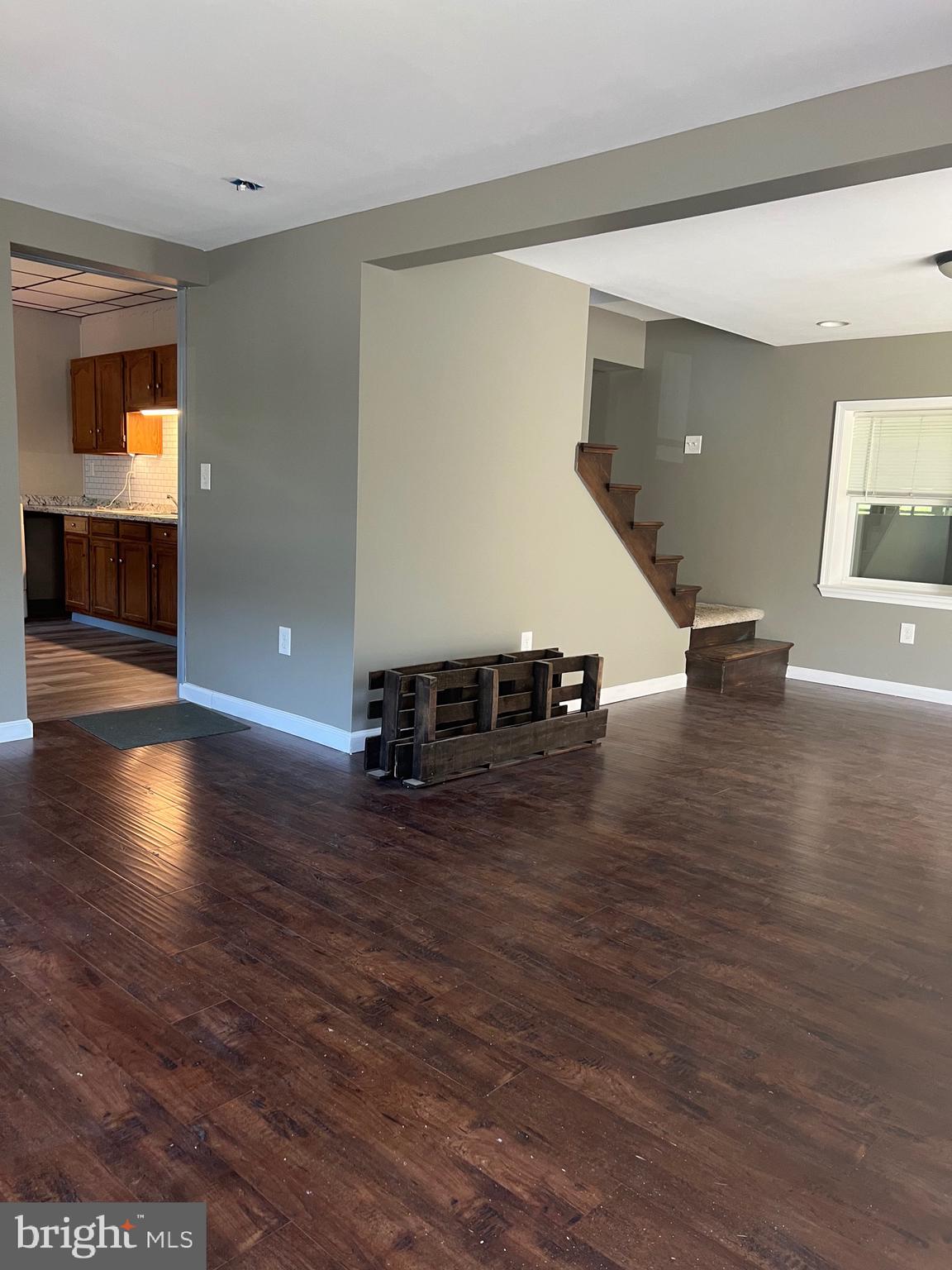 331 Main Street Lavelle, PA 17921 - Photo 3 of 16 Living room