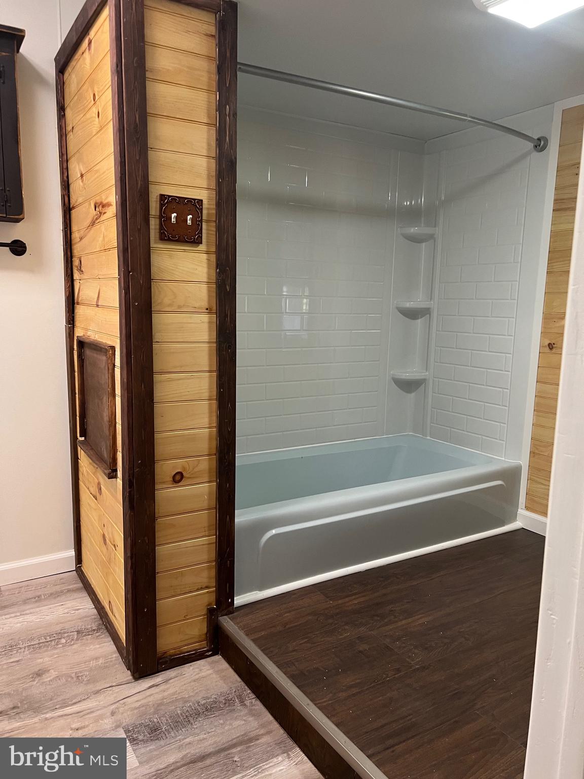 331 Main Street Lavelle, PA 17921 - Photo 8 of 16 Full Bath