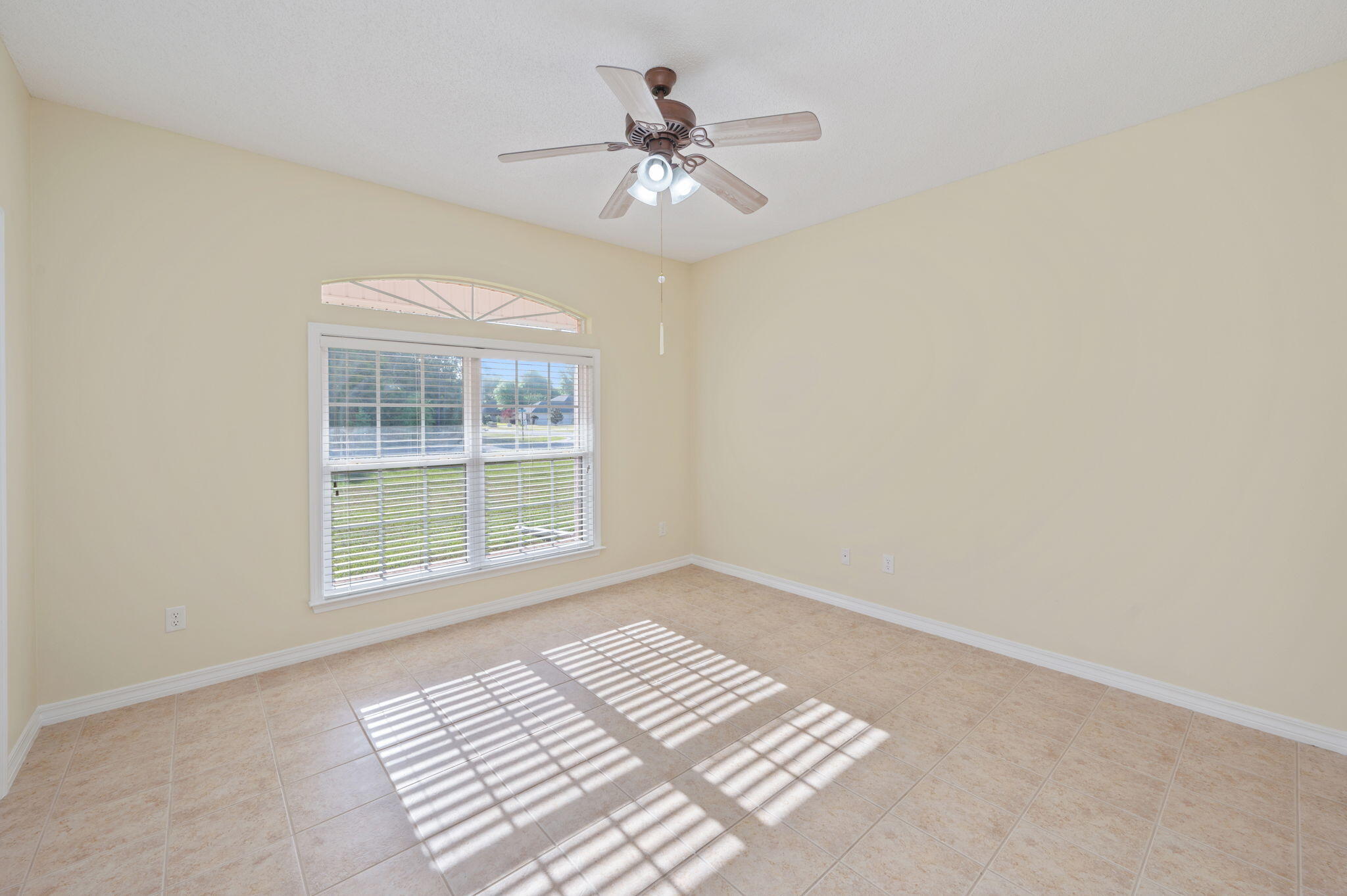 5552 Frontier Drive Crestview, FL 32536 - Photo 30 of 50 a view of an empty room with a window