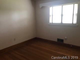 5928 Pleasant Grove Road Charlotte, NC 28216 - Photo 8 of 14