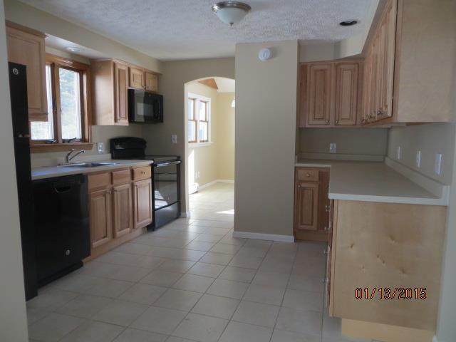 345 Country Club 3 Road Sanford, ME 04073 - Photo 8 of 17 Photo