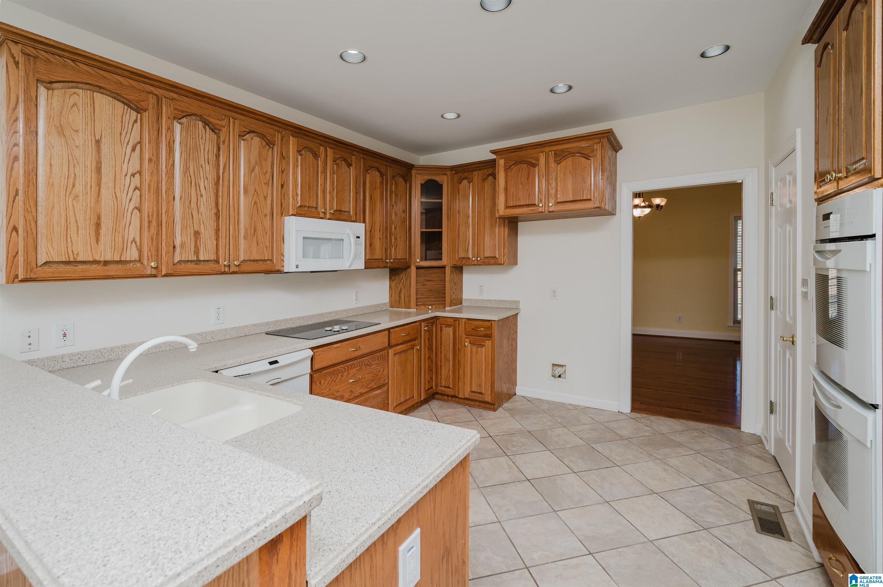 1621 Old Rock Creek Road Bessemer, AL 35023 - Photo 16 of 74