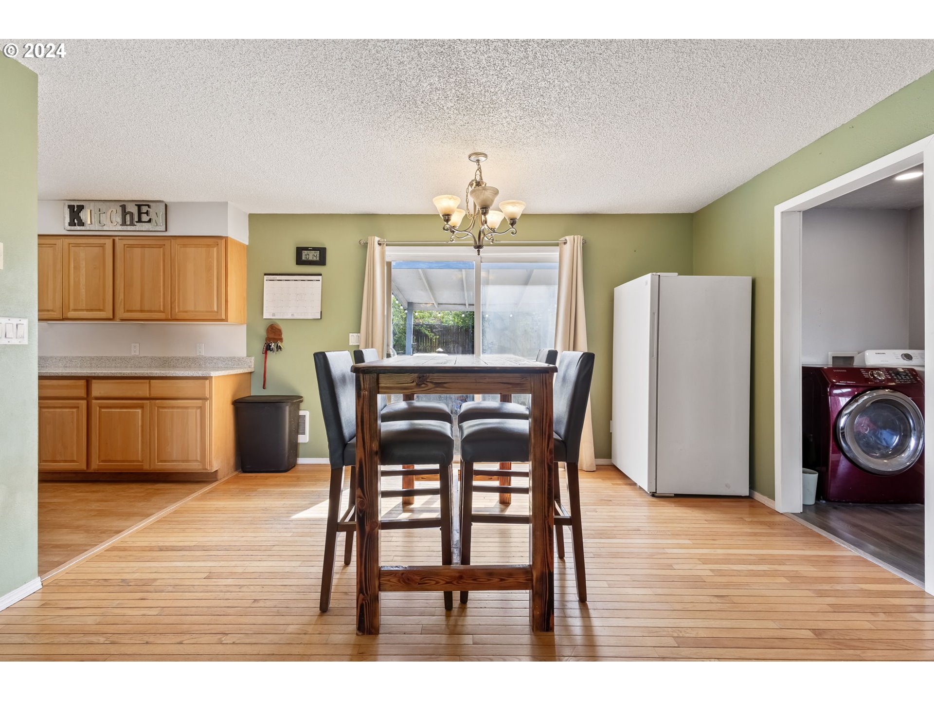 3110 Southwest 47th Street Redmond, OR 97756 - Photo 10 of 35 Gallery Image 10