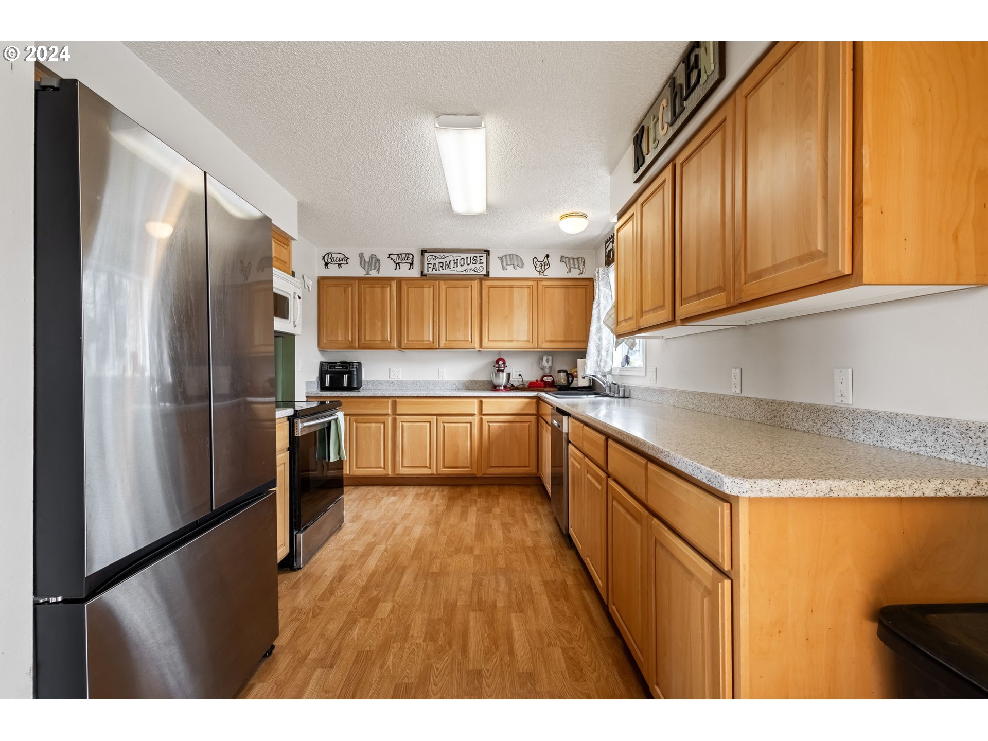 3110 Southwest 47th Street Redmond, OR 97756 - Photo 11 of 35 Gallery Image 11