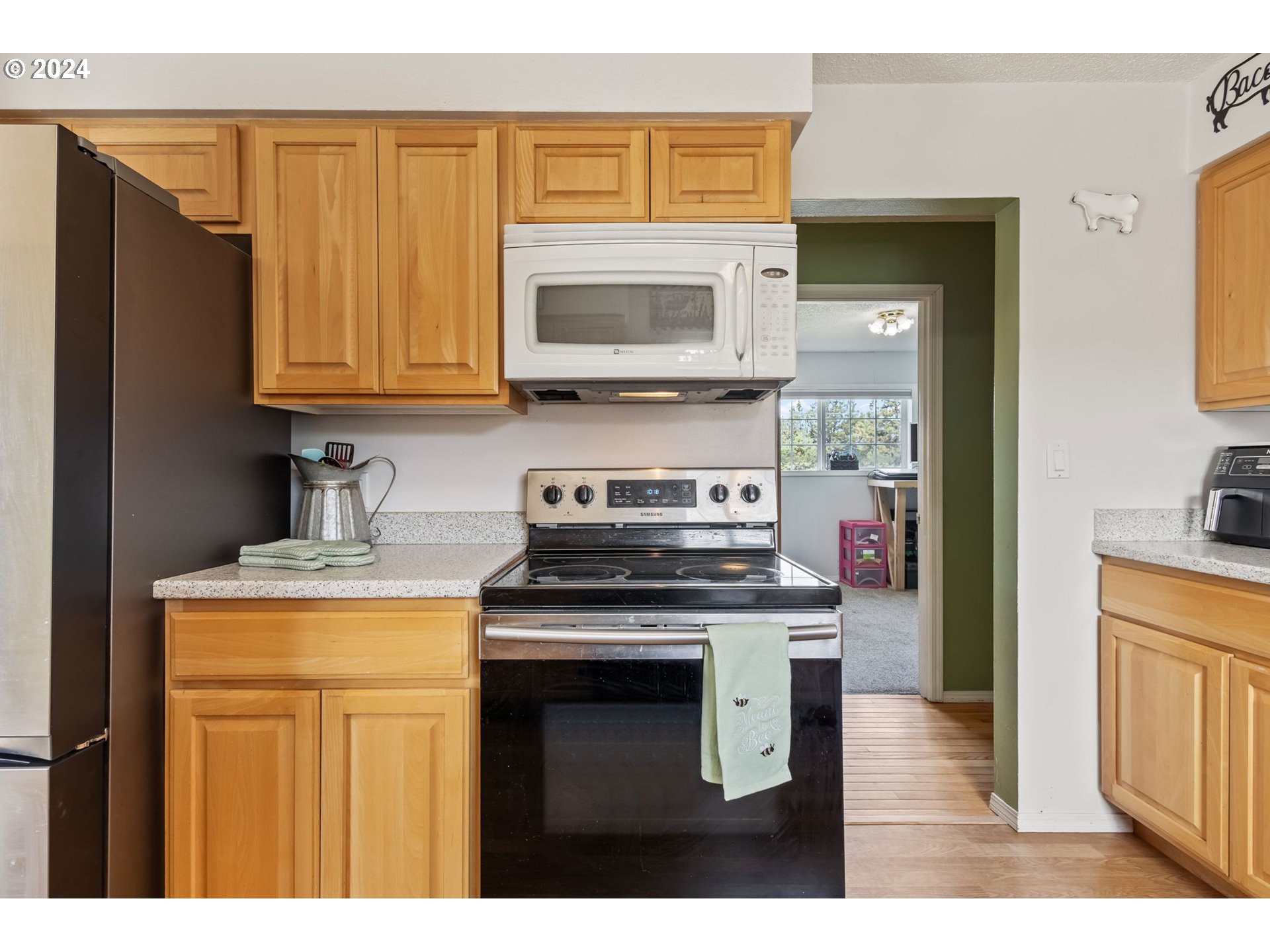 3110 Southwest 47th Street Redmond, OR 97756 - Photo 13 of 35 Gallery Image 13