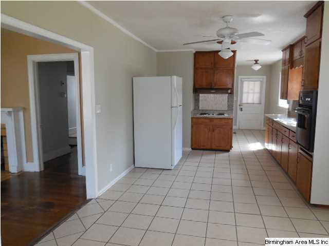 125 Sunset Drive Bessemer, AL 35023 - Photo 2 of 14