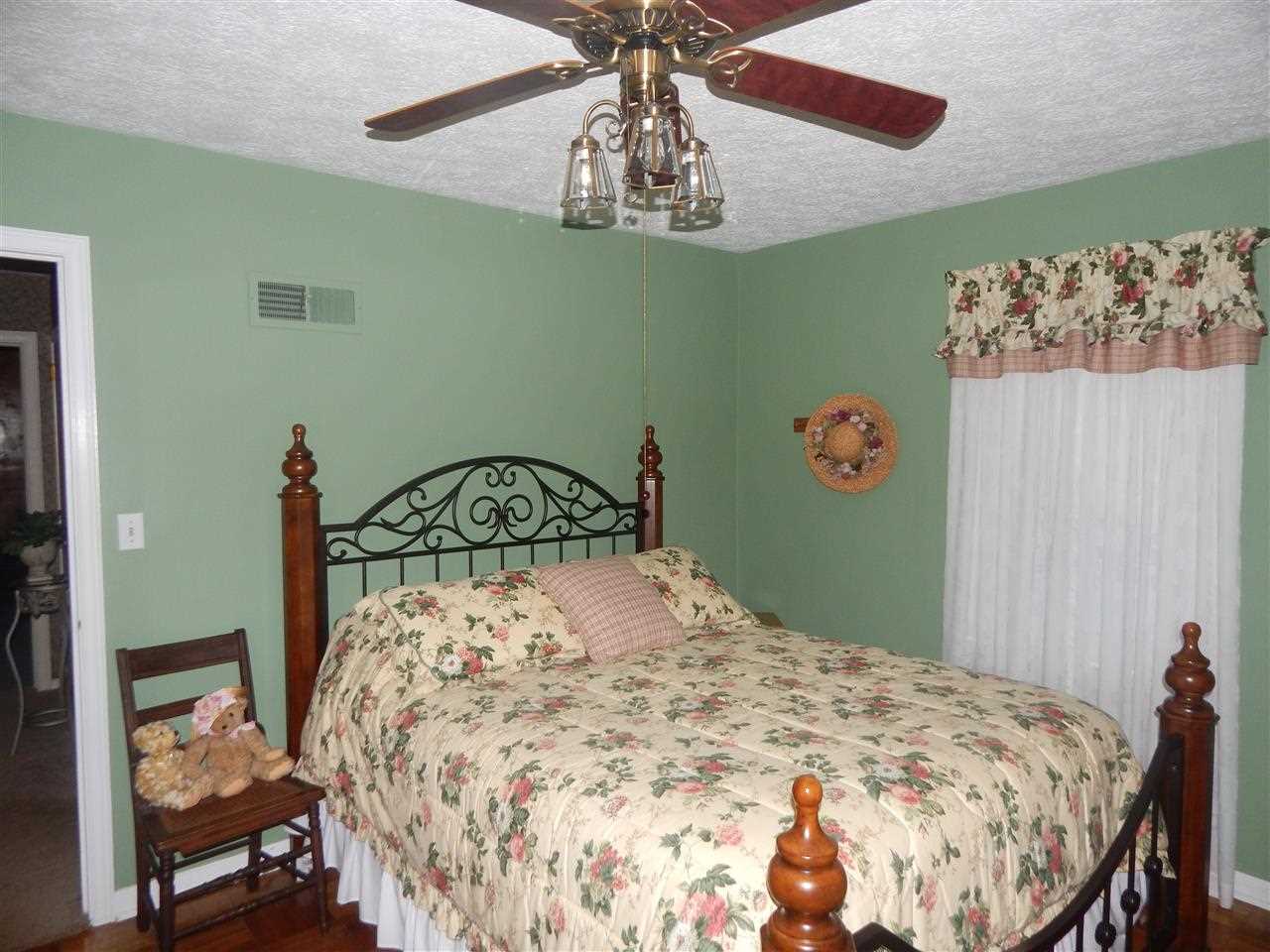 211 West Summit Street Delphi, IN 46923 - Photo 12 of 27 Gallery Image 12